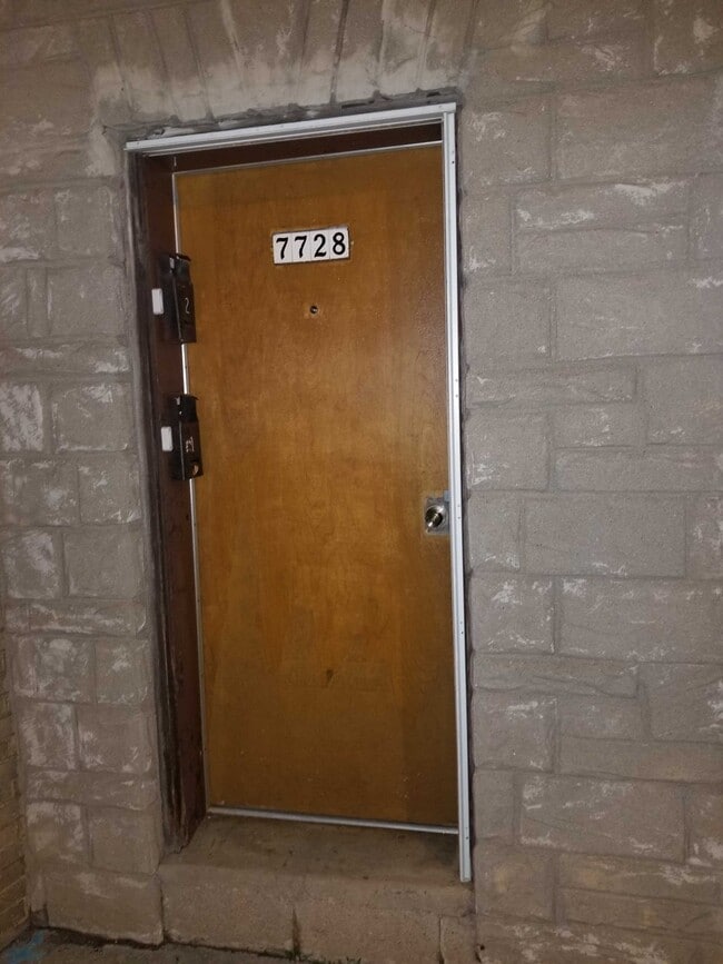 Photo - 7728 W National Ave Unit 7728 #2 Rear