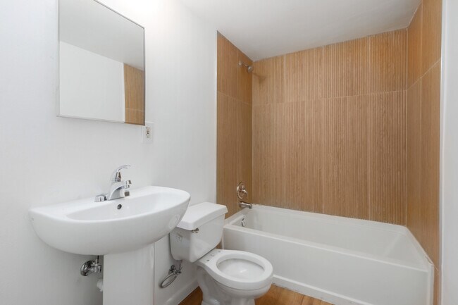 Photo - 3400 Lafayette Ave