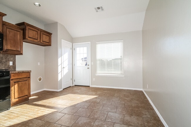 Photo - 11424 SW 25th St