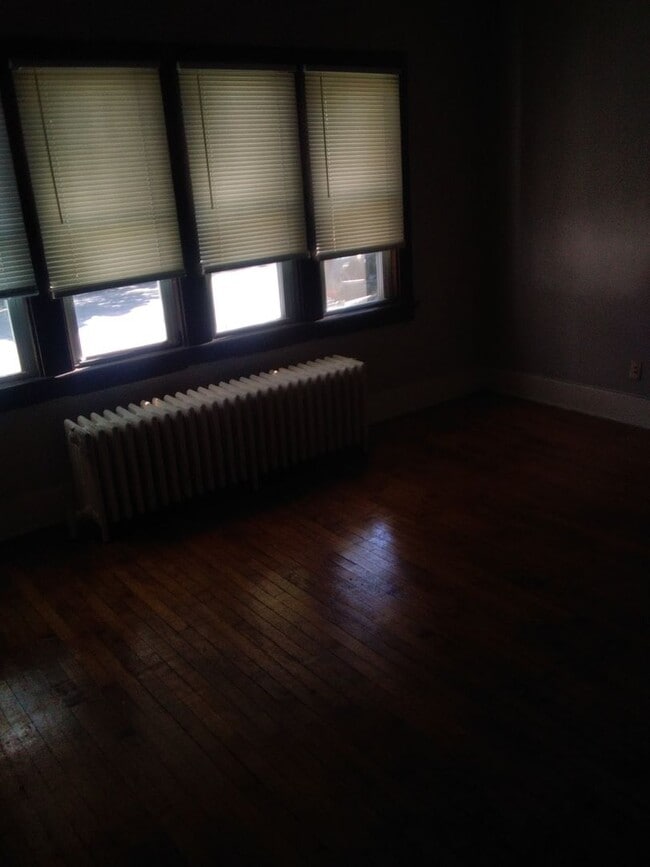 Photo - 1130 W Washington St Unit lower front