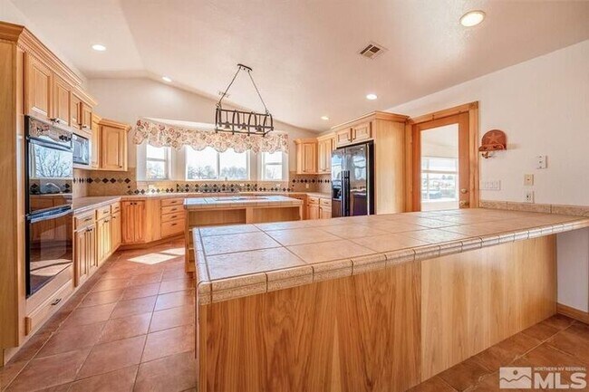 Photo - Spacious Lake-Adjacent Estate on 4.6 Acres in Silver Springs, NV