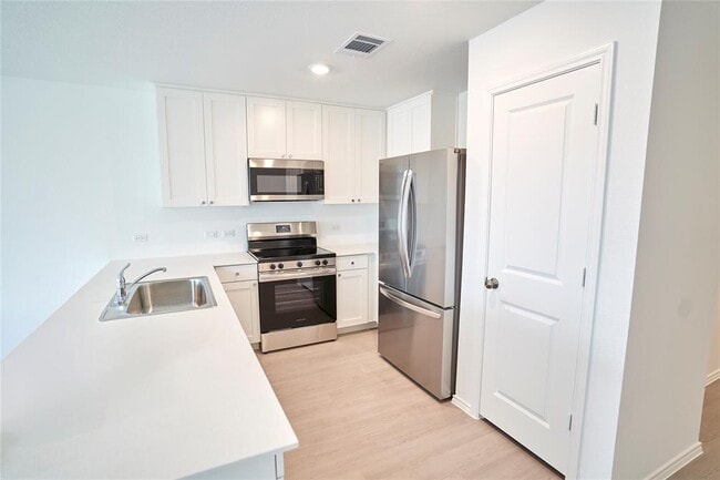 Building Photo - 360 Brannigan Dr