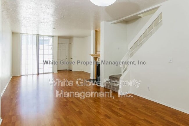 205 S Redwood Ave Unit 33