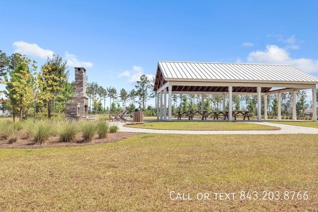 Photo - 473 Cedarview Rd