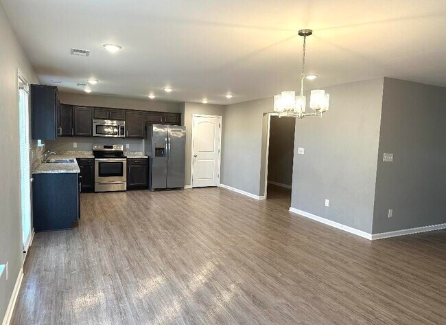 Photo - 2601 Hailey Rose Way