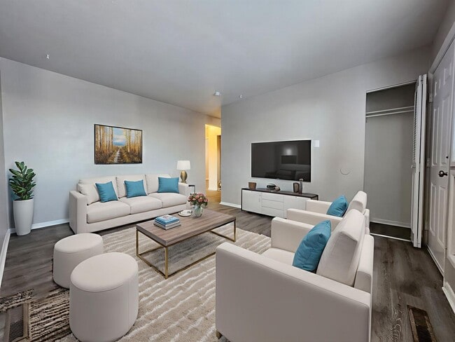 Building Photo - 78 Scotland Rd Unit 78SR-80