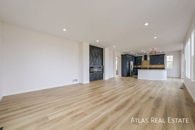 Photo - 2547 S Fundy Cir