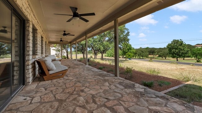 Photo - 113 W Bluebonnet Rd