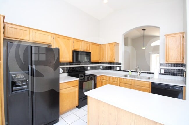 Photo - 1083 W Orchid Ln