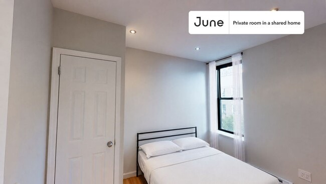 Building Photo - Room in Shared 3 bed/2 bath home in Upper West Side