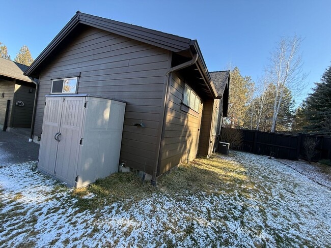 Photo - 3 Bedroom, 2 Bathroom Single-Level Duplex in The Stonegate Community