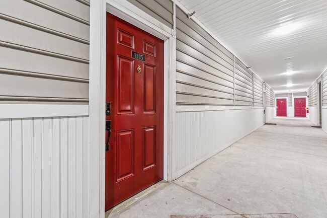 Photo - Amazing condo located in heart of Buckhead!