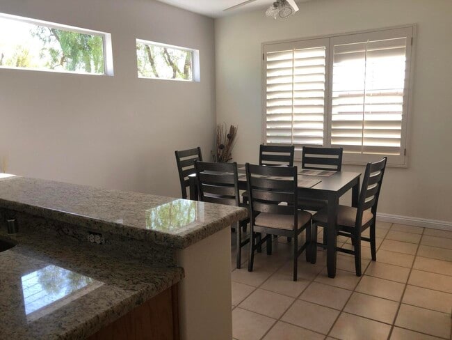 Photo - 78989 Apricot Ln