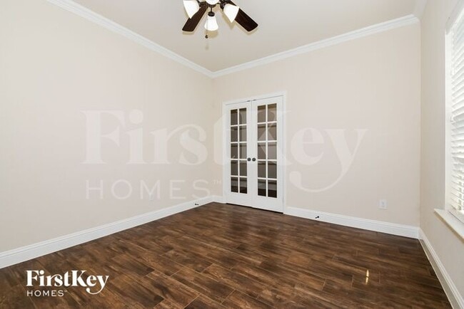 Photo - 1403 Derby Dr