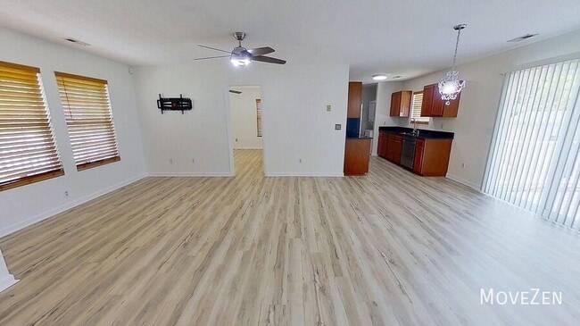 Photo - 509 Rosecrest Dr