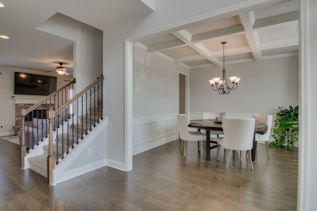 Photo - 147 Nesbit Dr