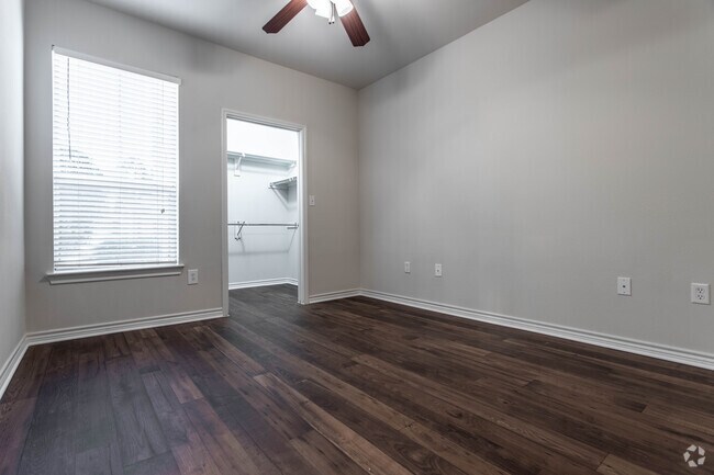 2 BR, 2 BA - 982 SF - Camden Woodson Park
