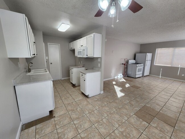 Photo - 1705 Breckenwood Ct Unidad 1