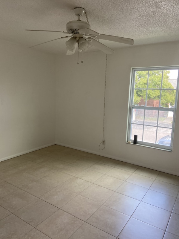 Photo - 8522 10th St N Unidad C