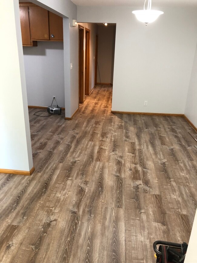 2525 Maple Ln Rental House Rental in Roseville, MN