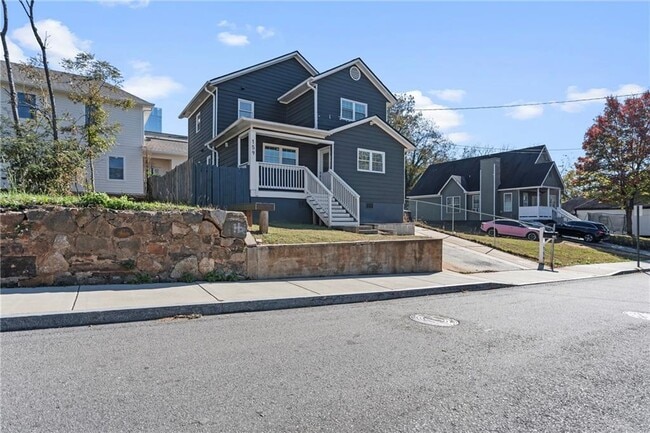 Photo - 159 Walnut St NW