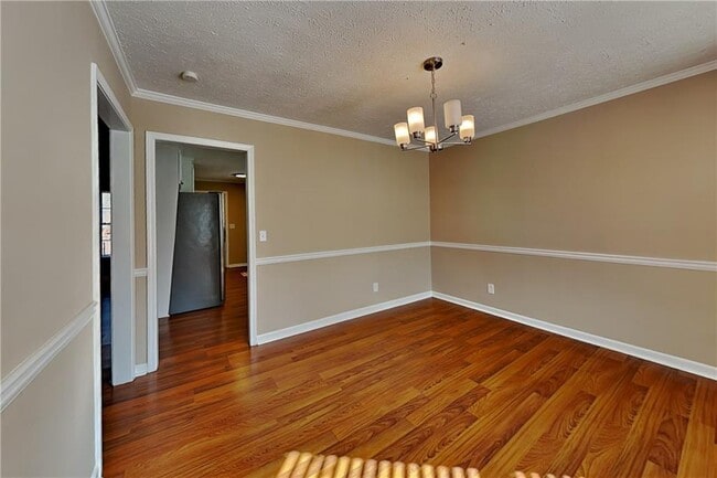 Photo - 1606 Shadowbrook Dr