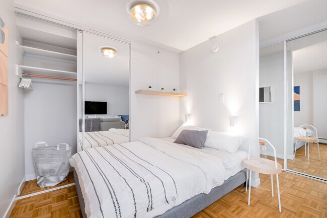 Photo - Somerset Unit 00507