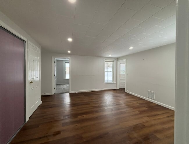 Photo - 169 Sewalls Falls Rd Unit First Floor