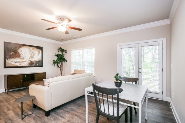 227 Riley Cir