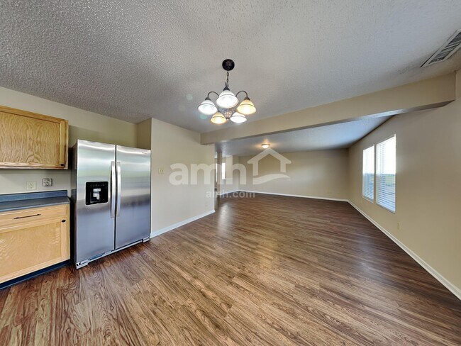 Photo - 10352 Fairmont Ln