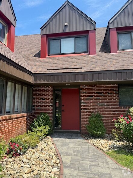 Building Photo - 105 Montoya Dr Rental