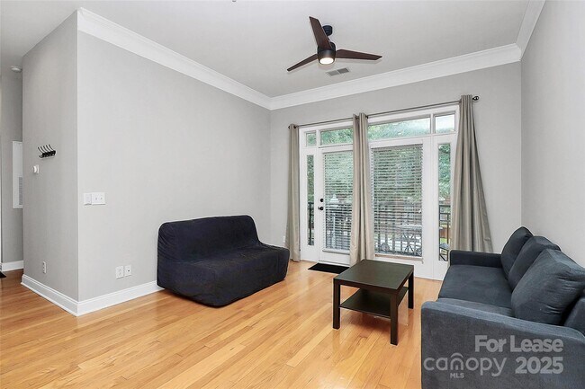 Photo - 793 Garden District Dr