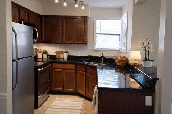 Photo - FOR RENT! Beautiful 2/2 Winter Park Pool View Condo in front of Full Sail! Unit 12