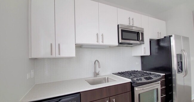 Photo - 787 W Adams St Unit 1211