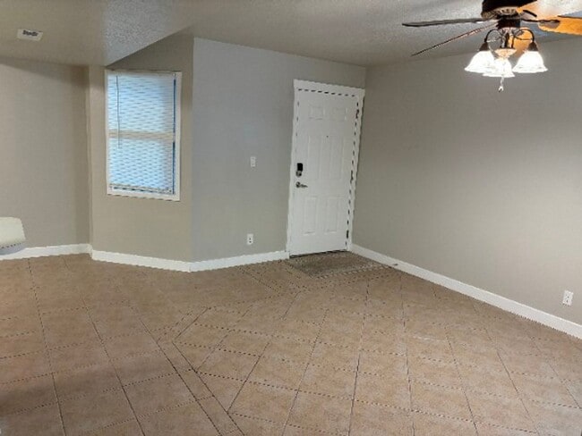 Photo - Beautiful Ground Floor Condo Near UVU & I-15 | 3 Bed / 2 Bath