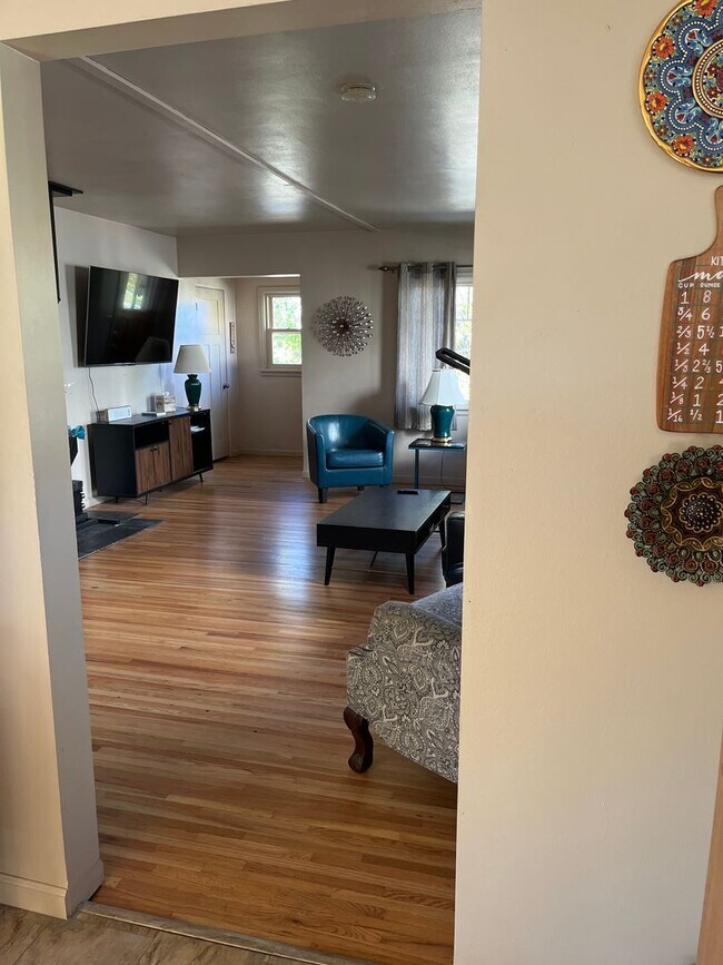 Three Bedroom House with Garage House Rental in Helena, MT