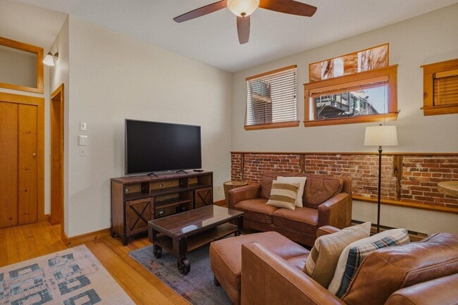 Photo - 5 Commercial Alley Unit 1