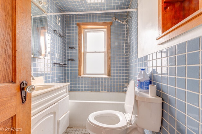 Photo - 4759 S Springfield Ave