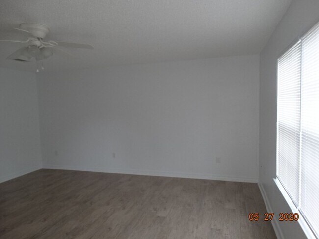 552 Brock Ave Unit 552 Brock Ave