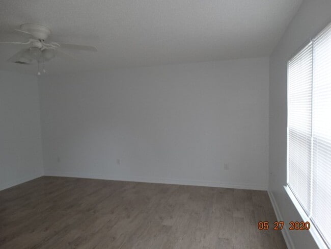 Photo - 552 Brock Ave Unit 552 Brock Ave