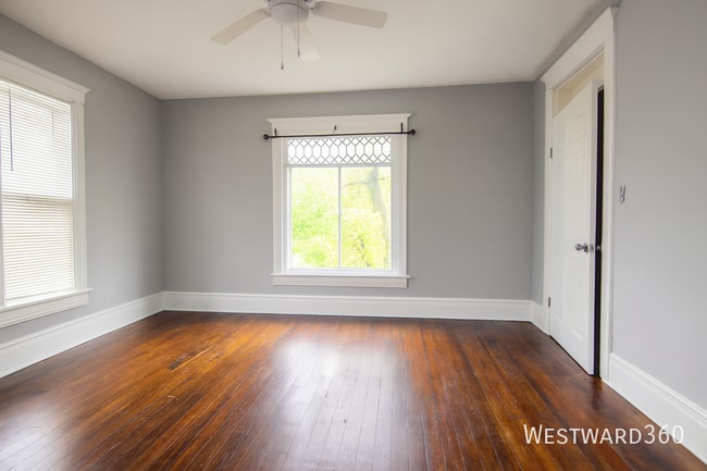 Photo - 216 N Hickory St Unit 2F