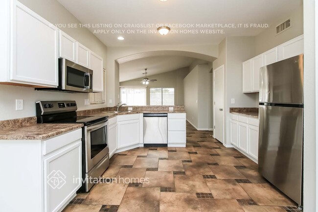 Photo - 481 N Joshua Tree Ln