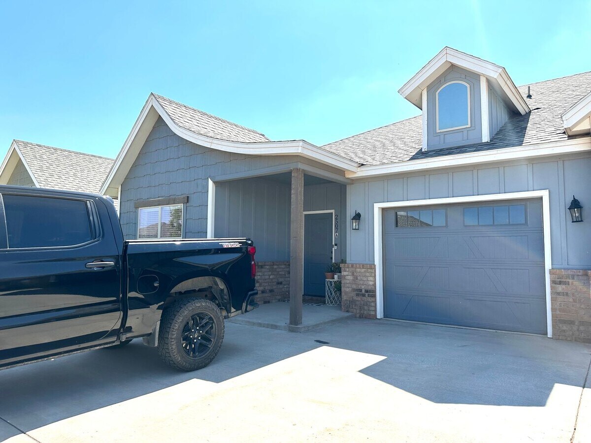 Photo - 2507 111th St Unidad A