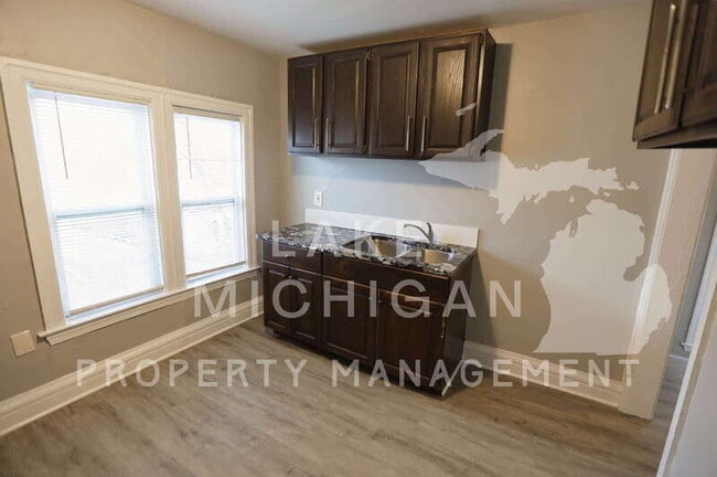 Photo - 1403 Turner Ave NW Unit #2