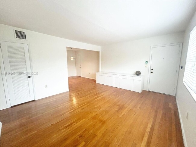 Photo - 7865 SW 57th Ave Unidad 47C