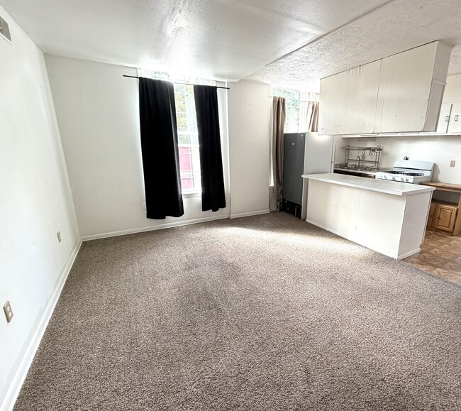 2630 Parade St Unit 3