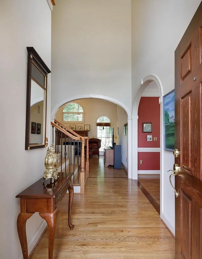 Photo - Luxury Waterfront Rental in Gated Montebello Community