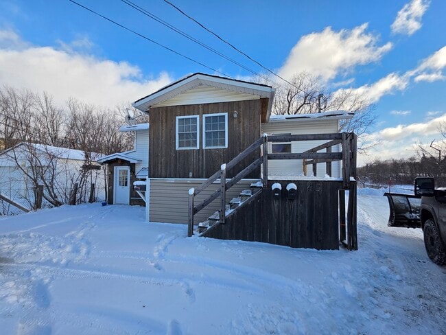 Building Photo - 45 E Main St Unit 102