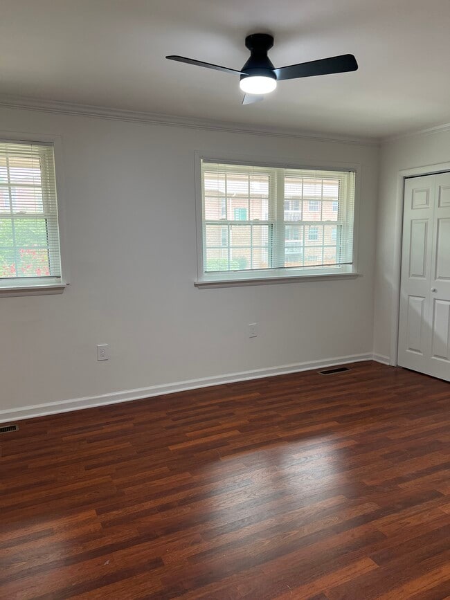 Photo - 1949 Kennedy Dr