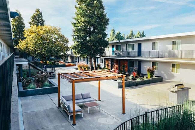 Photo - Magnolia Terrace